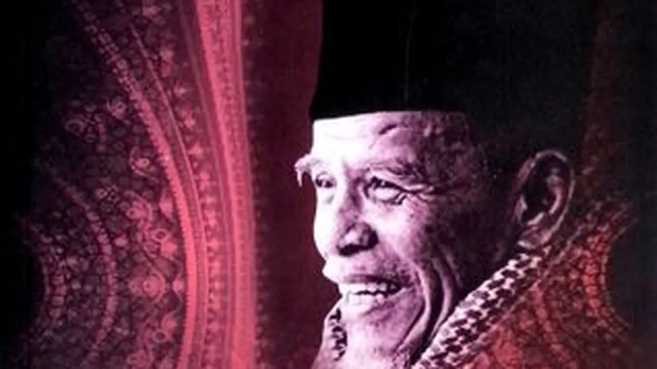 Buya Hamka Berbicara Tentang Perempuan
