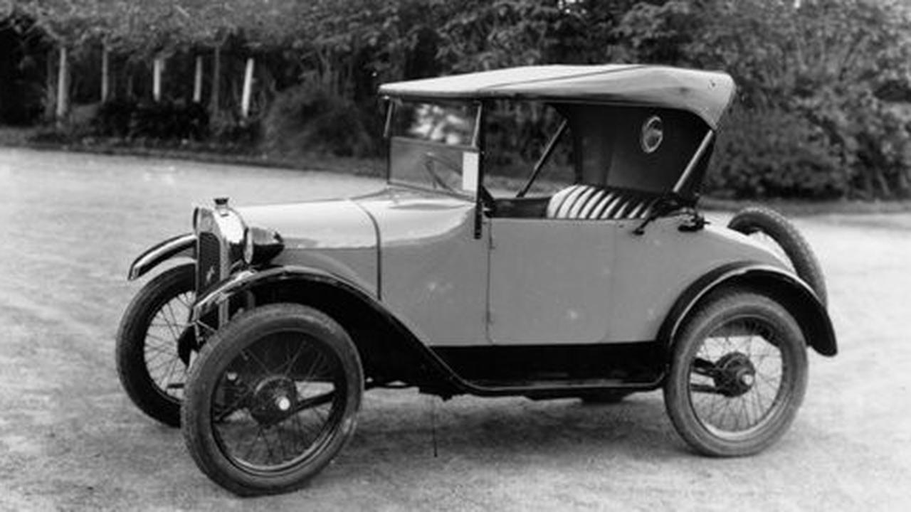 Bikin mobil tiruan Austin Seven
