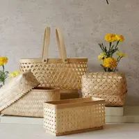 Studio Dapur berusaha mengangkat derajat anyaman bambu itu ke level lebih tinggi, bahkan di jual ke luar negeri. (Instagram/studiodapur).