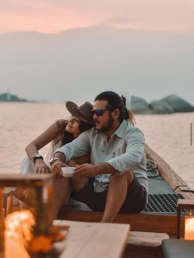 Potret ramon y tungka dengan istri yang jarang tersorot media. (credit:instagram.com/ramonytungka)