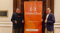 Eggy Tanuwijaya, Head of FSI Solution for Indonesia Alibaba Cloud  dan Leon Chen, Country Manager of Indonesia, Alibaba Cloud Intelligence. (Liputan6.com/Anissa Rizky)