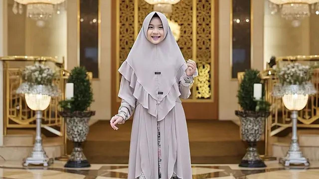 5 Contoh Model Baju Muslim Anak Perempuan, Tampil Imut dan Cantik