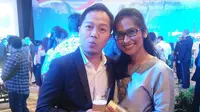 Cantiknya Pacar Baru Sandhy Sondoro