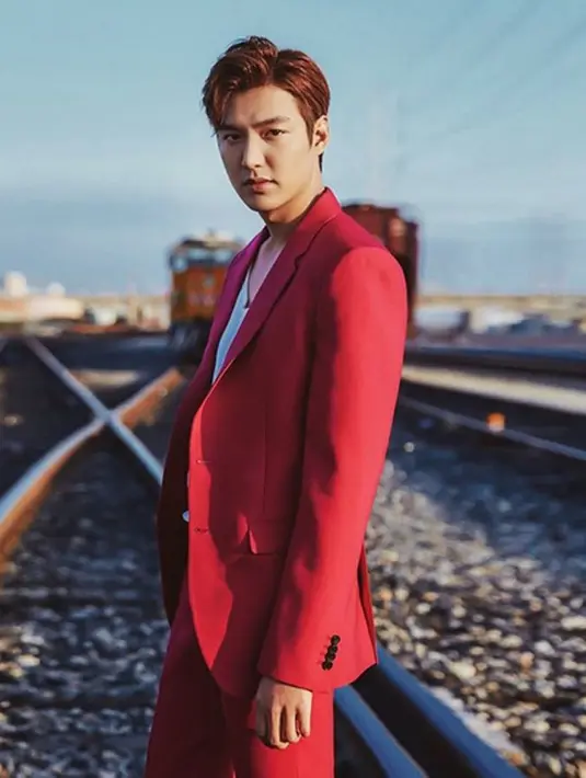 Bermain di serial drama ‘The Heirs’ tahun 2013, kali ini Lee Min Ho akan bermain di drama terbarunya yang bertema roman fantasi. (Instagram/leeminho_87)