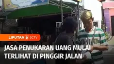 Bulan Ramadan belum sepekan, namun jasa penukaran uang sudah marak di pinggir jalan. Mereka menyediakan uang baru, untuk keperluan warga di hari raya Idul Fitri nanti.