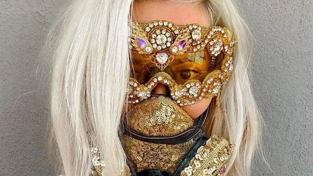 8 Desain Masker Ini Tak Biasa, Bikin Bengong