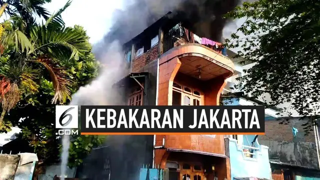 Diduga karena korsleting listrik, belasan rumah di kawasan Tanjung Duren, Jakarta Barat hangus terbakar.