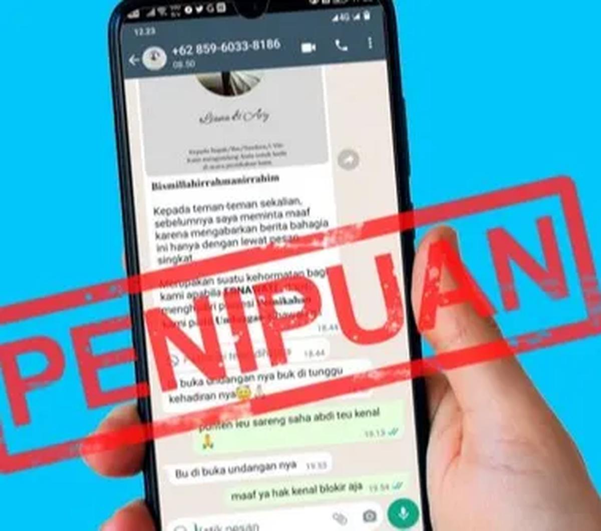 Adapun salah satu modusnya adalah melalui aplikasi yang tidak resmi atau bodong yang membuat korban dengan sadar memberikan persetujuan untuk mengizinkan aplikasi tersebut mengakses aplikasi SMS.
