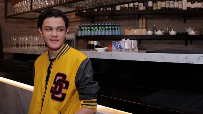 [Bintang] Shawn Adrian