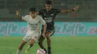 Persis Solo bermain imbang 1-1 kontra Dewa United pada laga pekan ke-33 BRI Liga 1 musim ini di Stadion Manahan, Solo, Sabtu (17/5/2025) malam WIB. Meski gagal menang, Persis dipastikan lolos dari degradasi. (dok. Persis Solo)