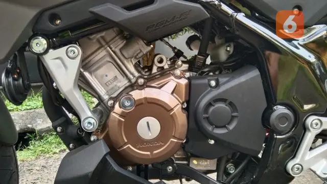 Honda CB150R Streetfire