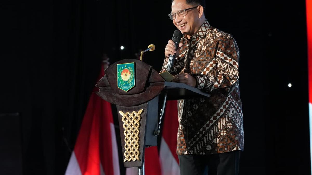 Kemendagri Beri Penghargaan Pemda Berprestasi Regional Jawa-Bali