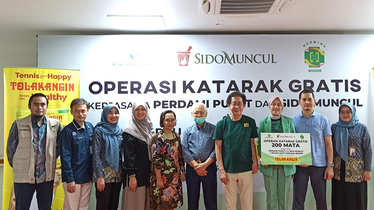 Sido Muncul Berikan Operasi Gratis untuk 200 Penderita Katarak di Bogor