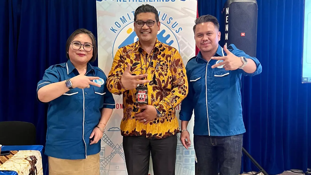Komite Khusus Luar Negeri Gerakan Ekonomi Kreatif Nasional (GEKRAFS)