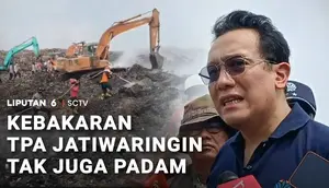 Kebakaran TPA Jatiwaringin Tak Juga Padam