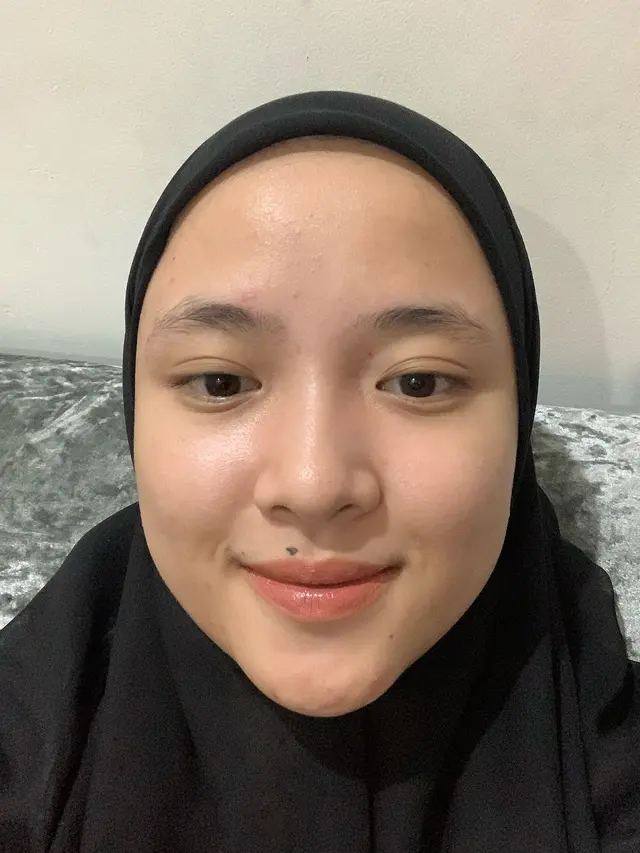 Nissa Sabyan Tanpa Makeup