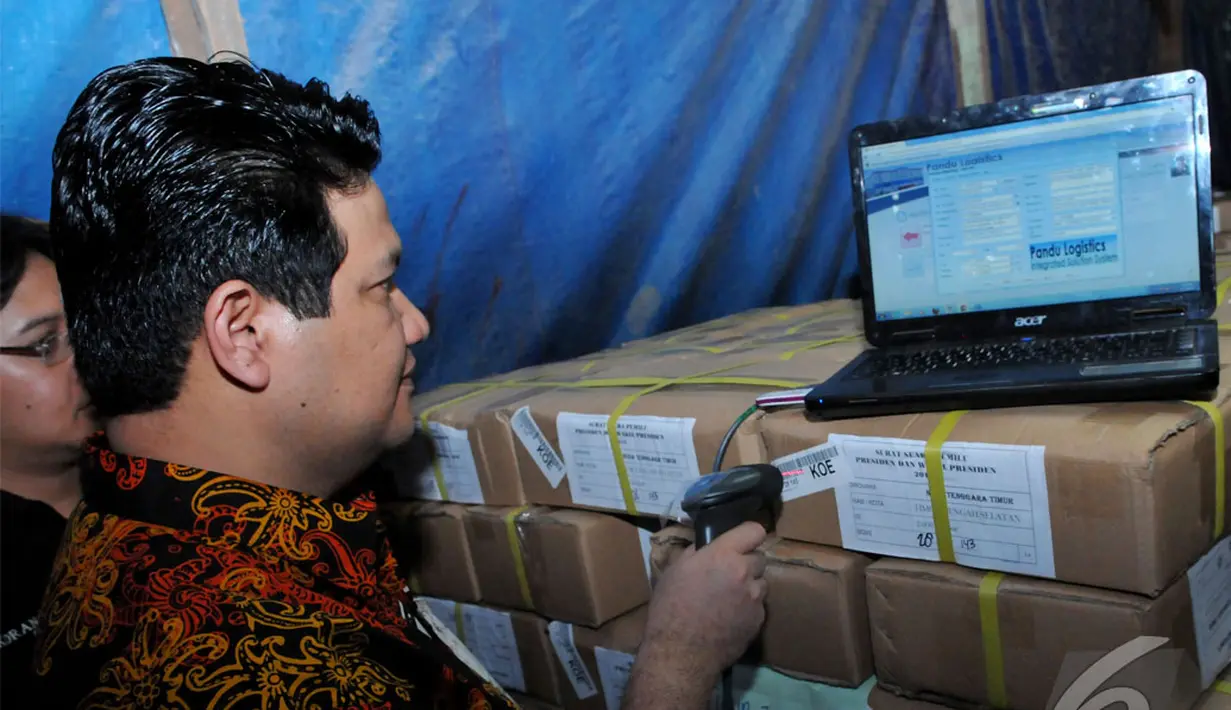 Husni juga mengakui bahwa proses pengadaan surat suara untuk Pemilihan Presiden ini lebih mudah dibanding saat Pemilihan Legislatif lalu, Jakarta, Sabtu (14/6/2014) (Liputan6.com/Andrian M Tunay)