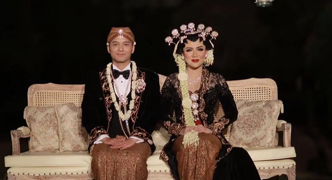 Vicky Shu dan suaminya, Ade Imam.