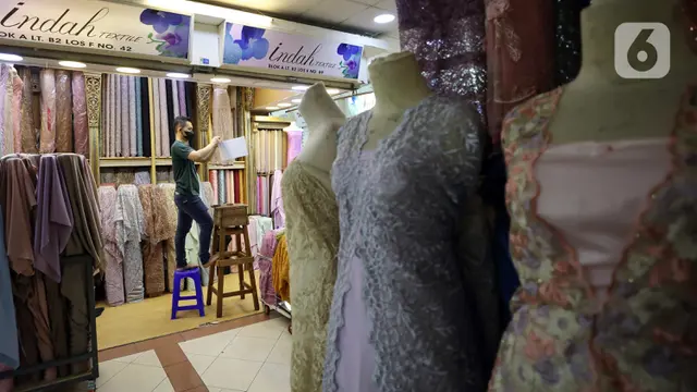 FOTO: Industri Produk Tekstil Tumbuh 3,5 Persen
