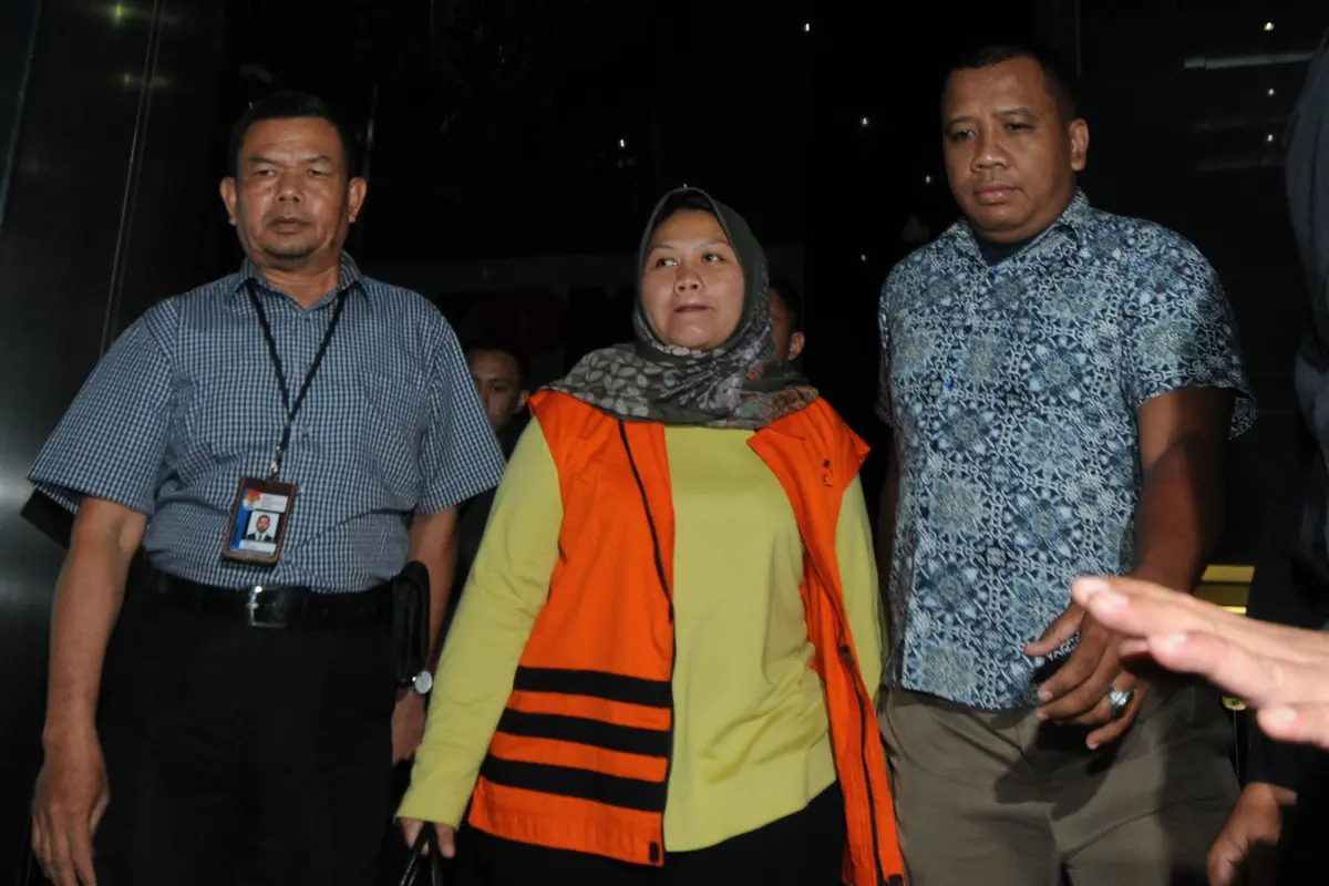 Bupati Bekasi Neneng Hassanah Yasin Ditahan KPK
