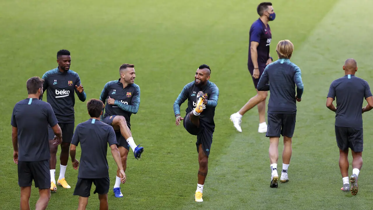 Melihat Lionel Messi Cs Latihan Jelang Hadapi Munchen