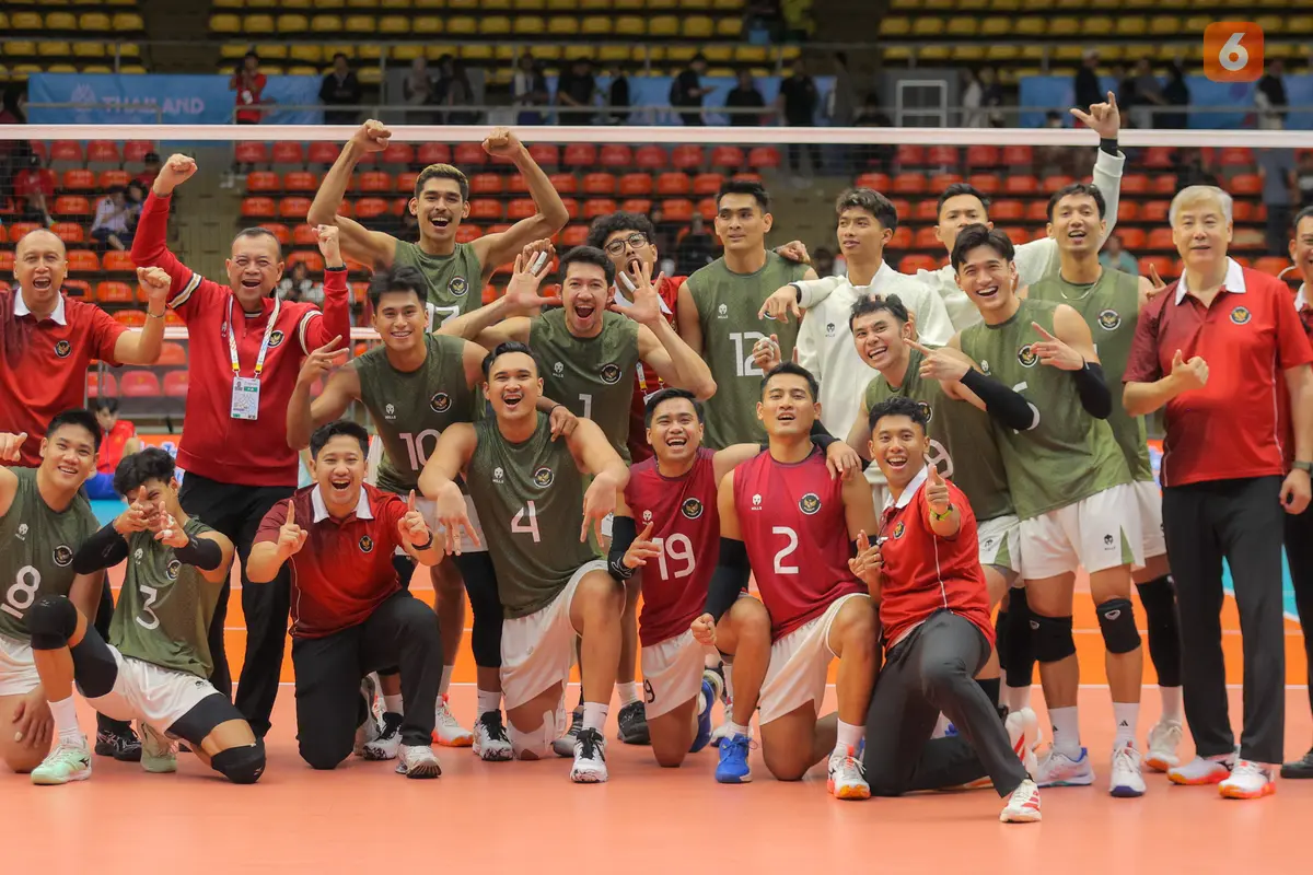 Foto: Laga Sengit Timnas Voli Indonesia Melawan Vietnam di SEA Games 2025, Menang Comeback 3-2
