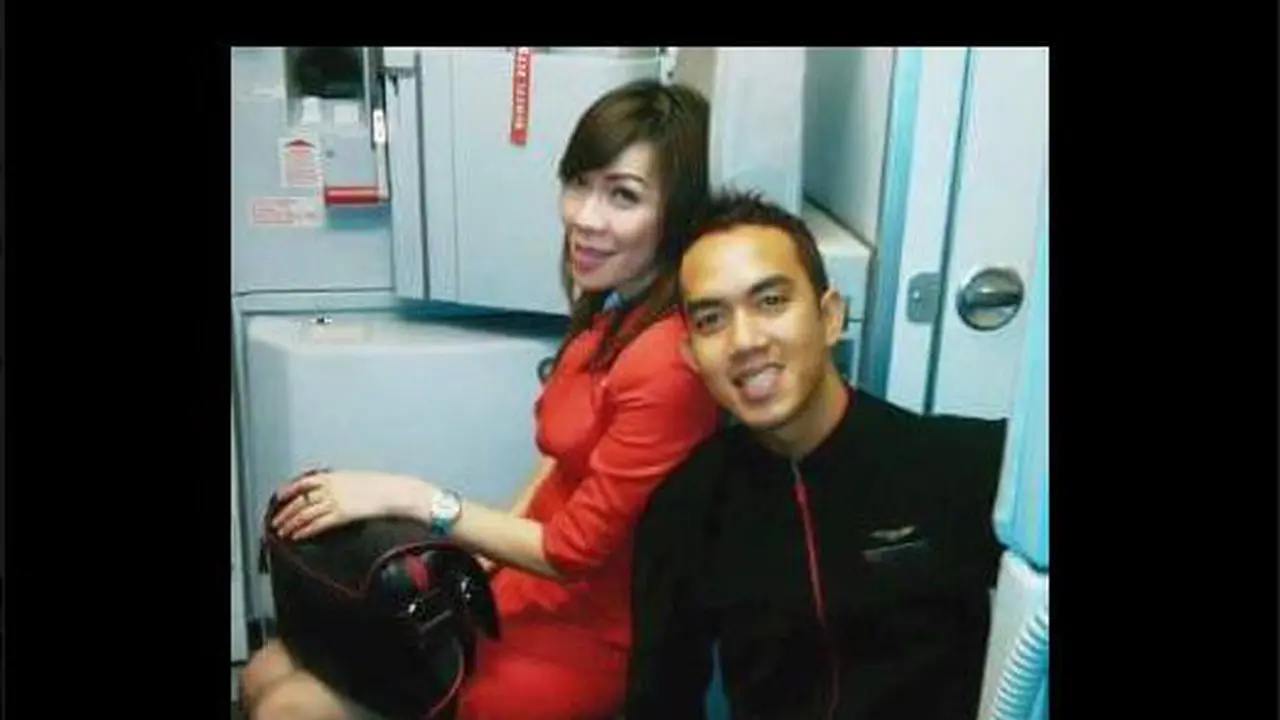 Pramugara AirAsia QZ8501 Oscar Desano 