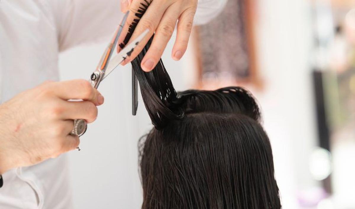 <b>Manfaat Memotong Rambut</b><br>