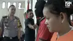 Satu keluarga di Padang Sidempuan, Sumatera Utara kompak menjual sabu. Ibu dan anak ditangkap saat akan bertransaksi.