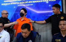 FOTO: Ditjen Imigrasi Pulangkan Buronan Interpol Asal Filipina, Ditukar Buron Judol RI Handoyo Salman