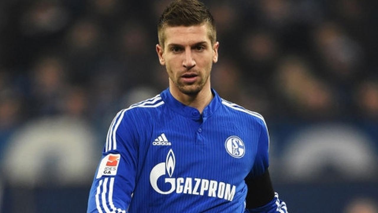 Nastasic bantah telah bicara dengan Juventus