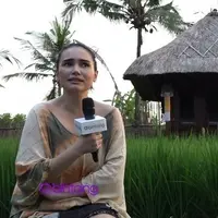 Feby Febiola merupakan salah satu artis yang sering berlibur ke Pulau Bali. Menurutnya, Bali punya energi positif yang membuat para wisatawan ingin kembali lagi