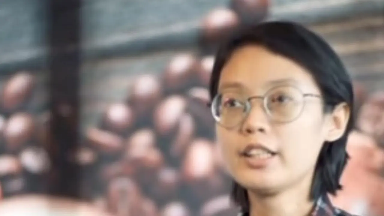 Putri Dewi alumni Kartu Prakerja gelombang 3 yang memantapkan diri mendaftar program Prakerja.