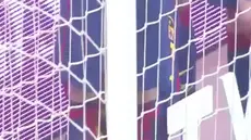 Messi Cetak Gol Ke-400 nya Saat Barcelona Kalahkan Valencia 2 - 0.