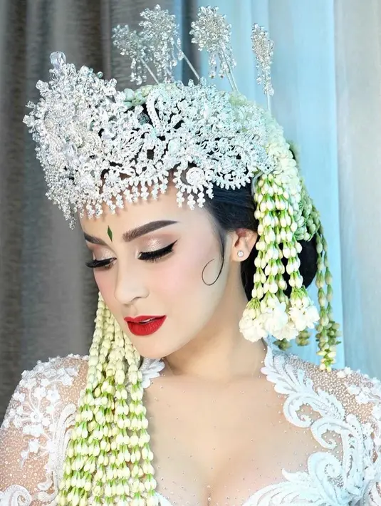 (Instagram/vicymelanie)