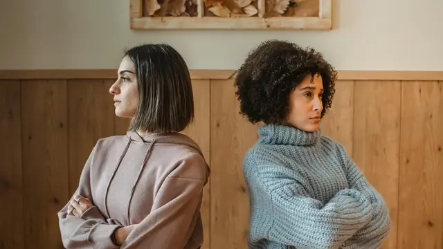 menghadapi teman avoidant