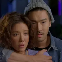 Siwon Super Junior dan Hwang Jung Eum di drama She was Pretty. Foto: via viki.com