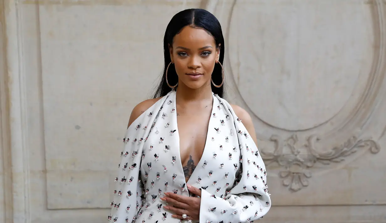 Setelah mengakhiri sebuah hubungan, saling singgung sepertinya sudah menjadi hal biasa dalam urusan percintaan. Seperti halnya yang dilakukan Rihanna dengan unggahannya di instagram yang ditujukan untuk Chris Brown. (AFP/Bintang.com)
