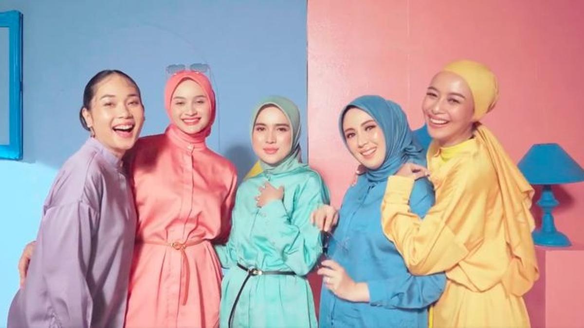 Tren Warna Busana Ramadan 2025, Tampil Stylish dengan Nuansa Bold dan Natural