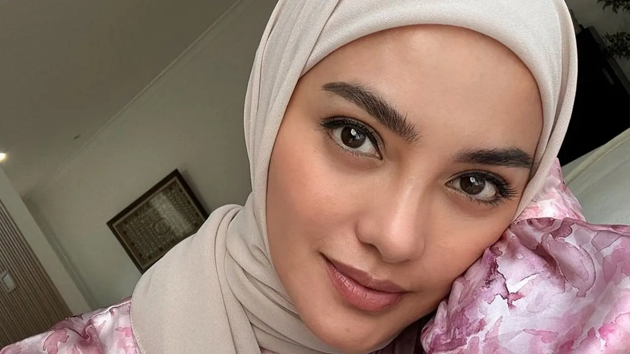 Ririn Ekawati pakai hijab (Instagram/ririnekawati)