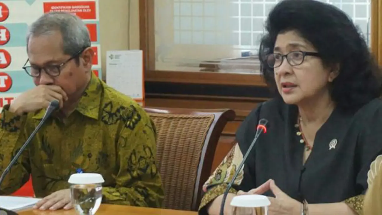 Menteri Kesehatan Nila Moeloek