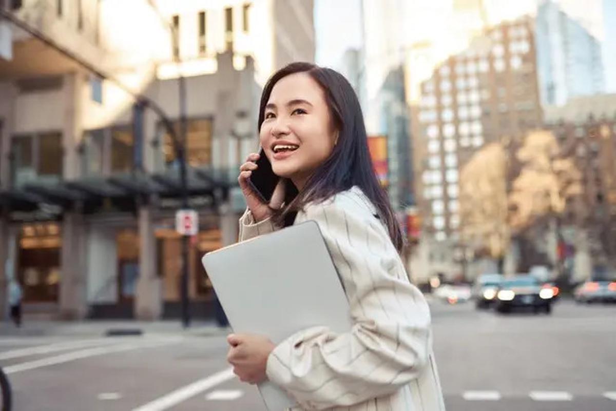 Kenali Sikap Perempuan yang Dapat Membuat Pria Betah dan Tertarik Lebih Lama