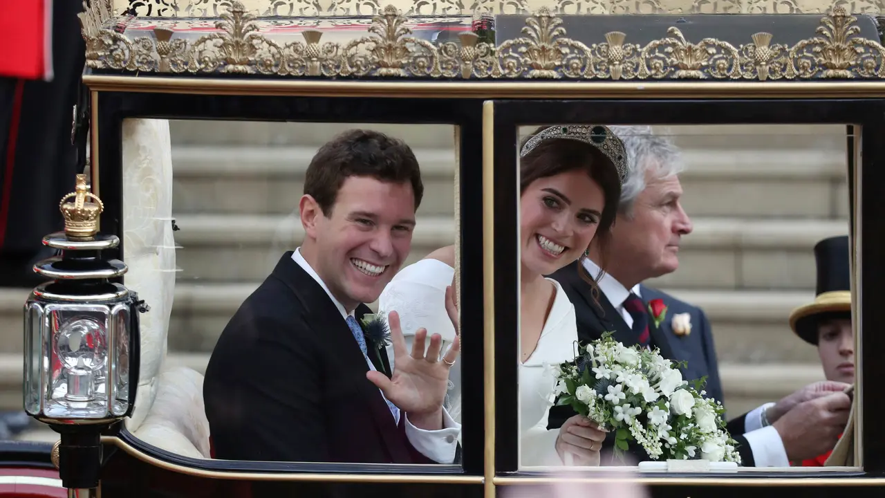 Momen Bahagia Pernikahan Putri Eugenie dan Jack Brooksbank