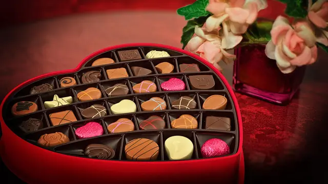 Ilustrasi cokelat (Image by Jill Wellington from Pixabay)