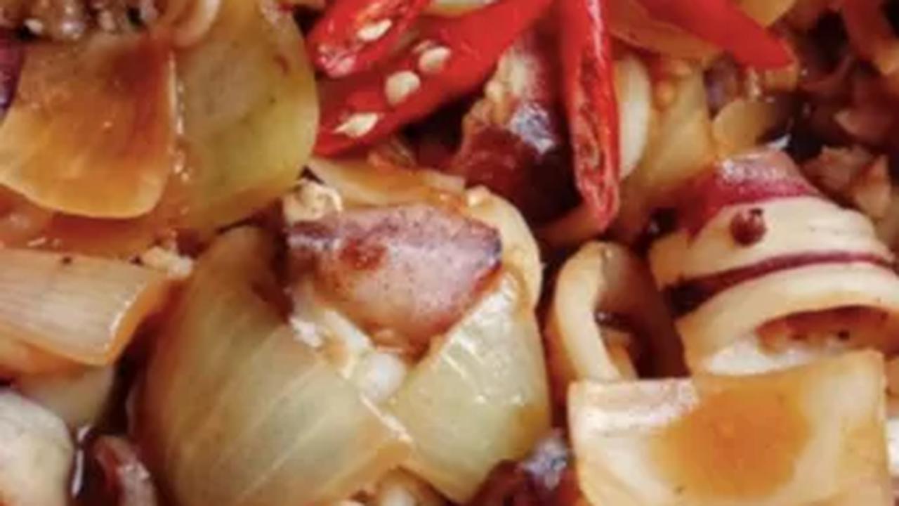 5. Cumi Saus Asam Bombay Padang