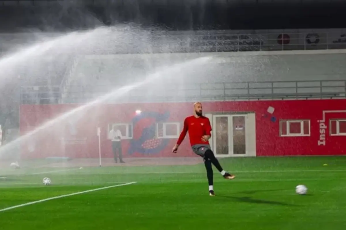 Qatar Kucurkan 10.000 Liter Air Per Hari Demi Jaga Kualitas Rumput Stadion