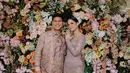<p>Dikutip dari siaran pers yang dibagikan oleh The Bride Story, keduanya melewati acara pertunangan yang private di Hotel Novotel Bogor pada bulan Juni silam. (Foto: Instagram/ thebridestory)</p>