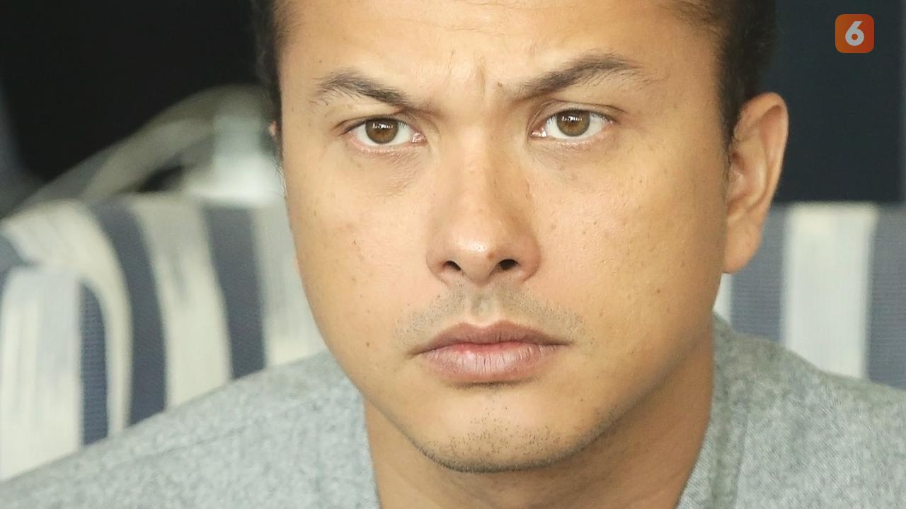 [Fimela] Nicholas Saputra