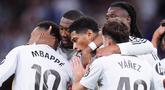 Real Madrid menundukkan Real Oviedo dengan skor 2-0 pada pekan ke-36 La Liga 2025/2026. Duel yang digelar di Estadio Santiago Bernabeu, Jumat (15/5/2026) dini hari WIB. (AP Photo/Manu Fernandez)
