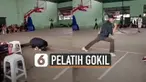 Pelatih basket satu ini sukses menarik perhatian. Namanya Coach Bagir merupakan pelatih basket di SMP 1 Wiradesa.